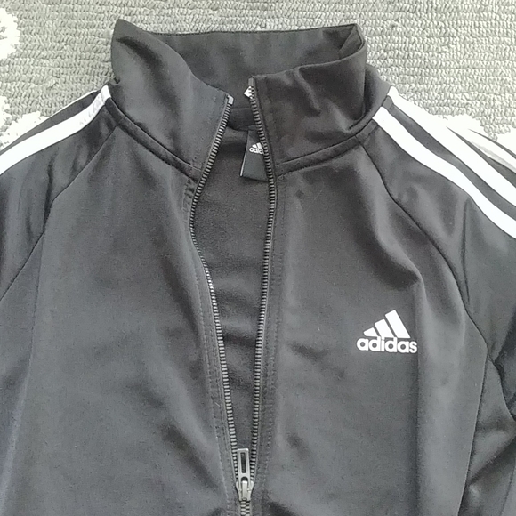 ADIDAS ZIPPER JACKET SIZE SMALL - Picture 2 of 6